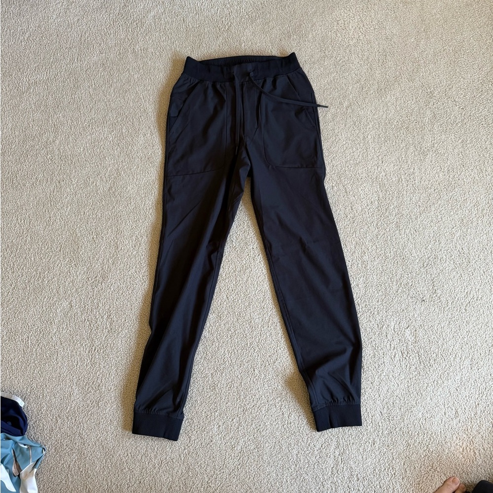 Lululemon men's Black Jogger Pants